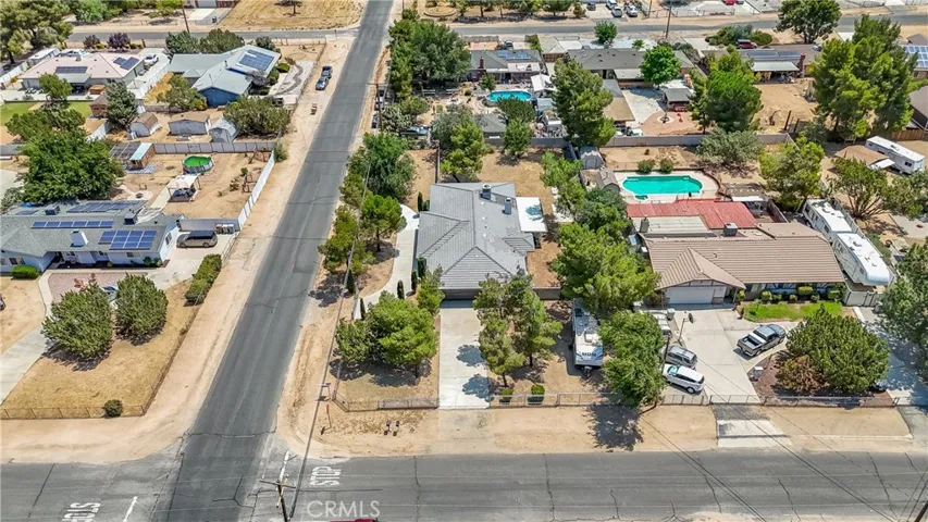 17041 Fairburn, Hesperia, California 92345