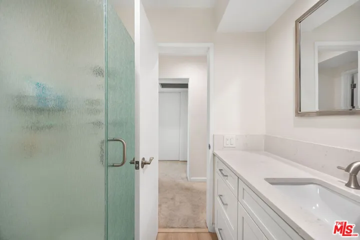 809 S Bundy Drive 205, Los Angeles, California 90049