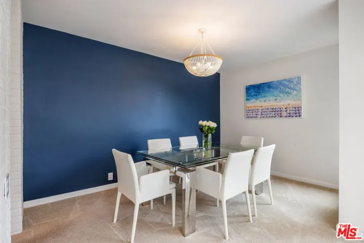 809 S Bundy Drive 205, Los Angeles, California 90049