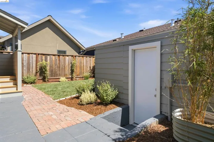 2635 Mathews St, Berkeley, California 94702