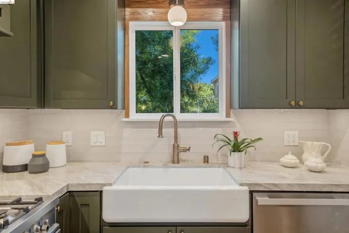 2635 Mathews St, Berkeley, California 94702