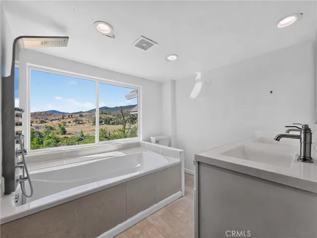 405 Old Cottonwood Creek Road, Hornbrook, California 96044