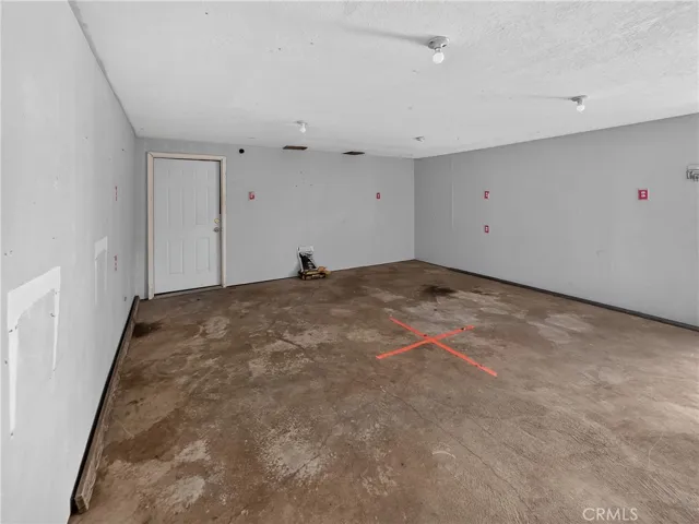 405 Old Cottonwood Creek Road, Hornbrook, California 96044