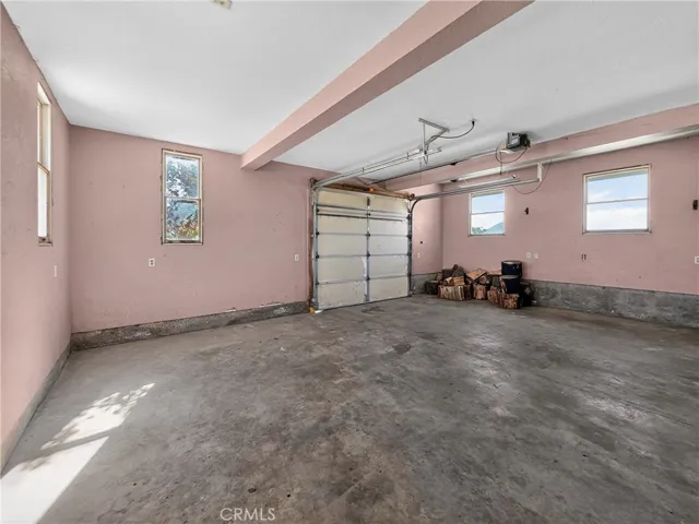 405 Old Cottonwood Creek Road, Hornbrook, California 96044