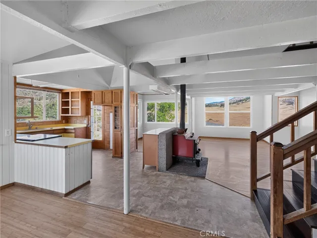 405 Old Cottonwood Creek Road, Hornbrook, California 96044