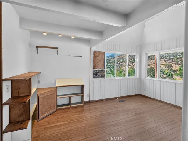 405 Old Cottonwood Creek Road, Hornbrook, California 96044
