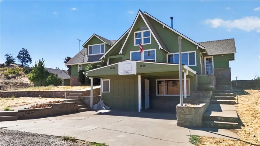 405 Old Cottonwood Creek Road, Hornbrook, California 96044