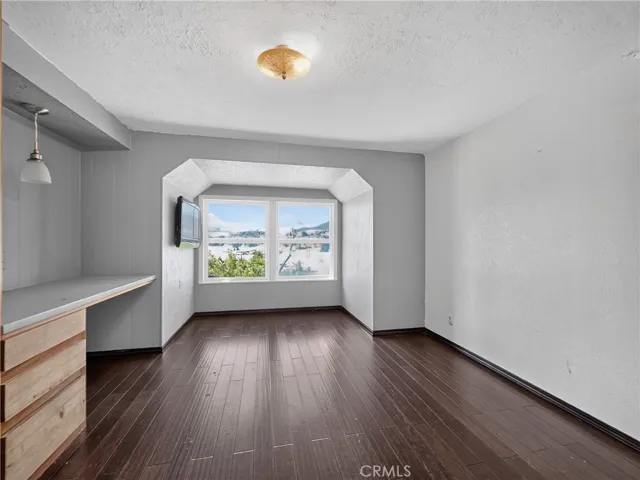 405 Old Cottonwood Creek Road, Hornbrook, California 96044