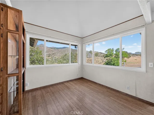 405 Old Cottonwood Creek Road, Hornbrook, California 96044
