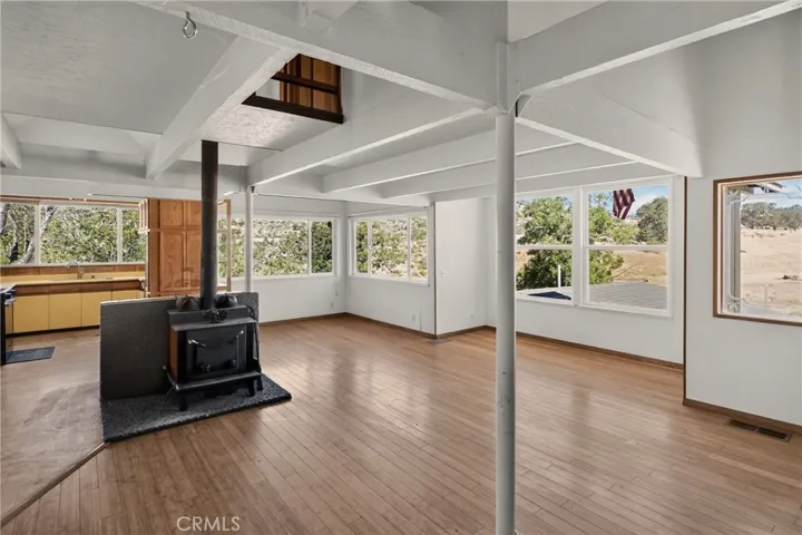 405 Old Cottonwood Creek Road, Hornbrook, California 96044