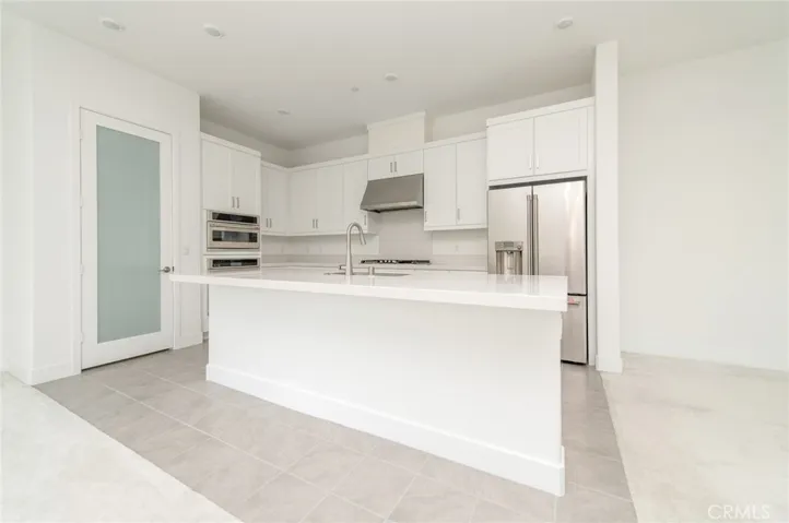 228 Lexford, Irvine, California 92618