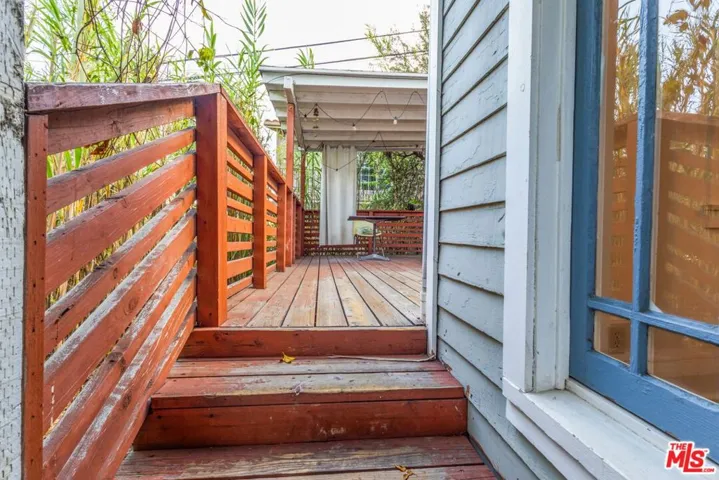 2236 Loma Vista Place 2, Los Angeles, California 90039