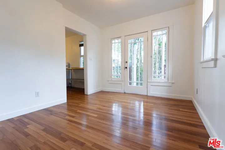 2236 Loma Vista Place 2, Los Angeles, California 90039
