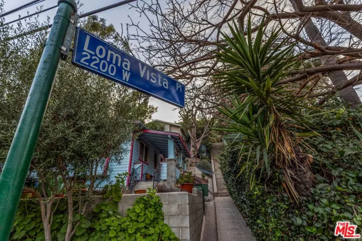 2236 Loma Vista Place 2, Los Angeles, California 90039