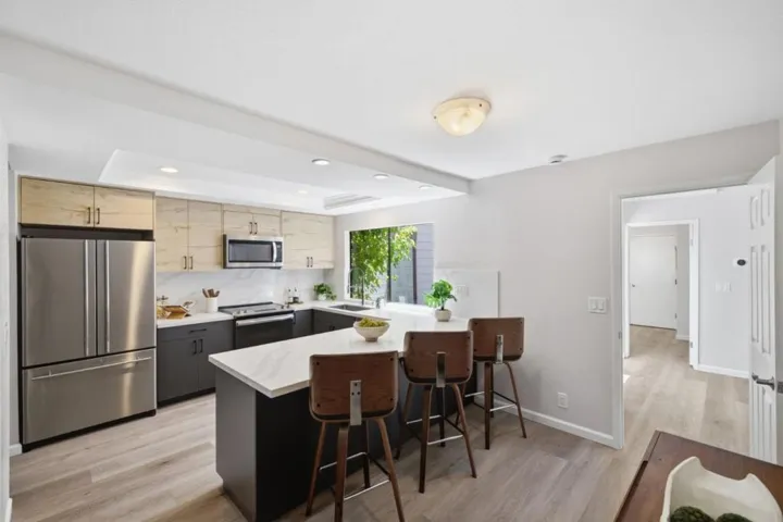 405 Clearview Drive, Los Gatos, California 95032