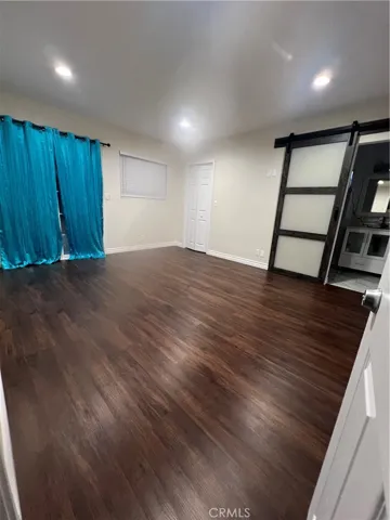 27909 Wellston, Saugus, California 91350