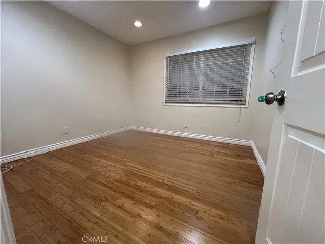 27909 Wellston, Saugus, California 91350
