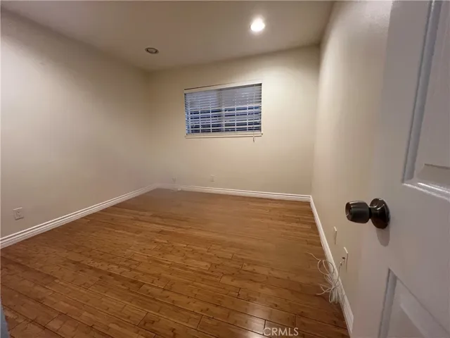 27909 Wellston, Saugus, California 91350