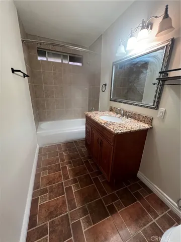 27909 Wellston, Saugus, California 91350