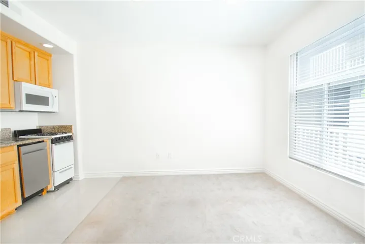 3662 Clarington 3, Los Angeles, California 90034