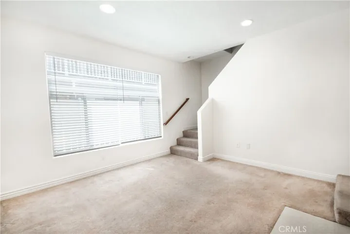 3662 Clarington 3, Los Angeles, California 90034