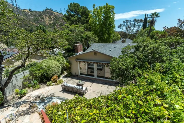 1509 Belleau, Glendale, California 91206