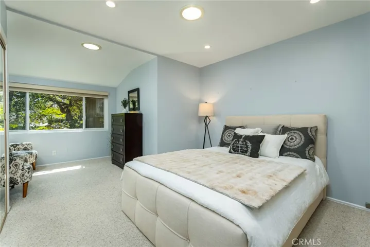 1509 Belleau, Glendale, California 91206