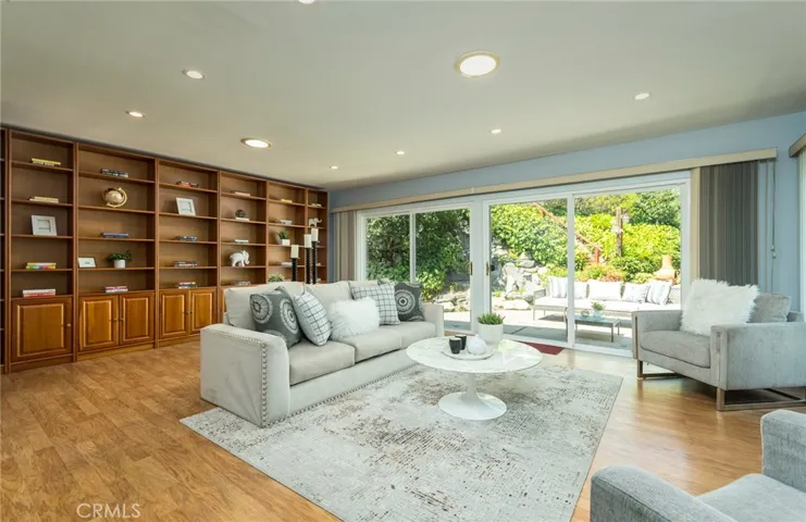1509 Belleau, Glendale, California 91206
