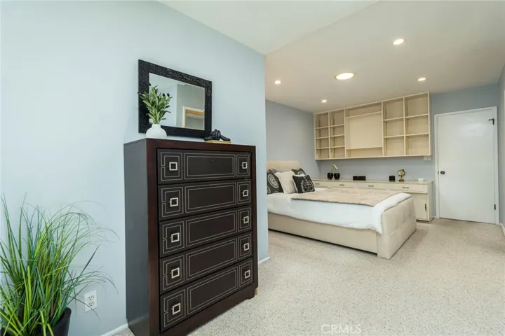 1509 Belleau, Glendale, California 91206
