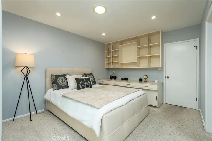 1509 Belleau, Glendale, California 91206