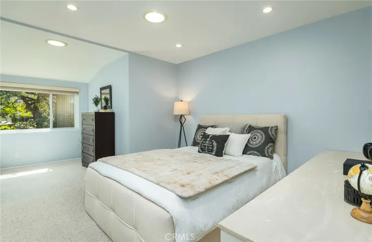 1509 Belleau, Glendale, California 91206