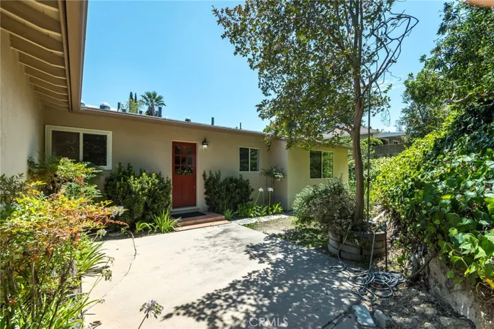 1509 Belleau, Glendale, California 91206
