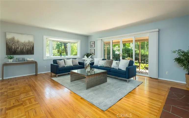 1509 Belleau, Glendale, California 91206