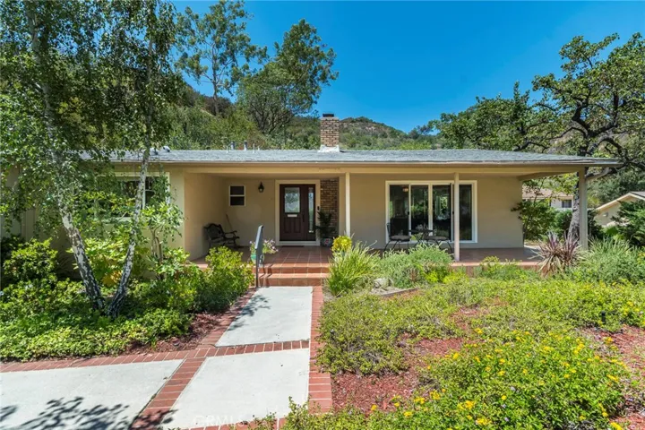 1509 Belleau, Glendale, California 91206