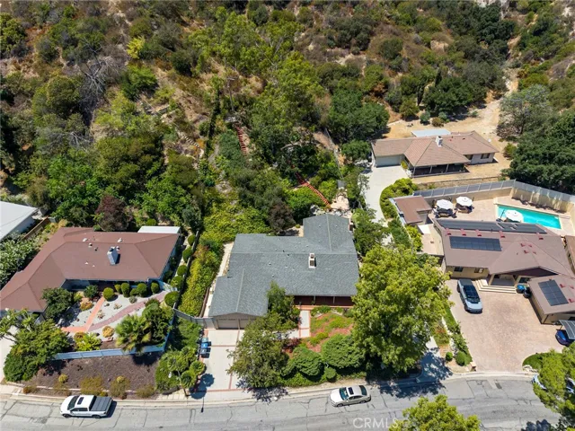 1509 Belleau, Glendale, California 91206