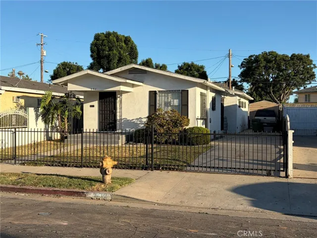 632 E 87th, Los Angeles, California 90002