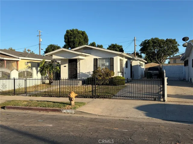 632 E 87th, Los Angeles, California 90002