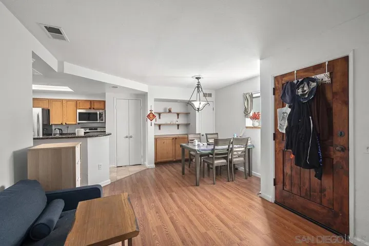 3925 Nobel Dr 31, San Diego, California 92122