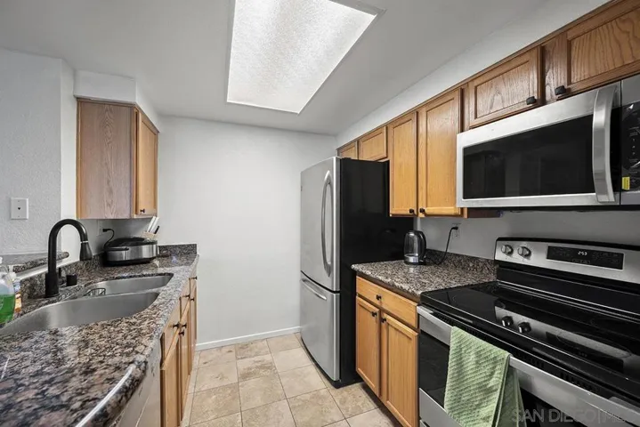 3925 Nobel Dr 31, San Diego, California 92122