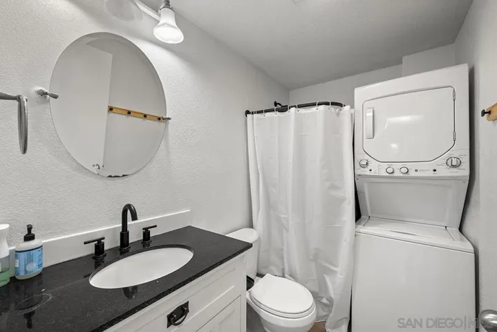 3925 Nobel Dr 31, San Diego, California 92122