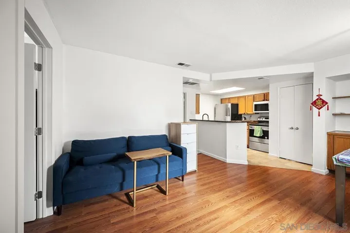 3925 Nobel Dr 31, San Diego, California 92122