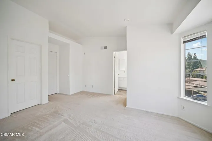 22-web-or-mls-Oak Run Trail 103-S0503-02