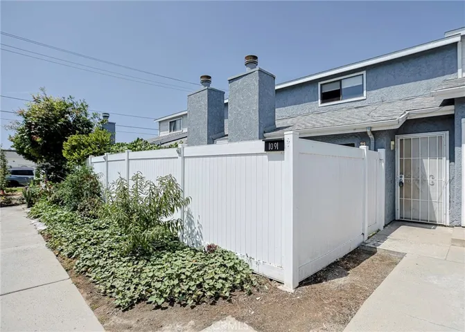 8431 Larson 9, Garden Grove, California 92844