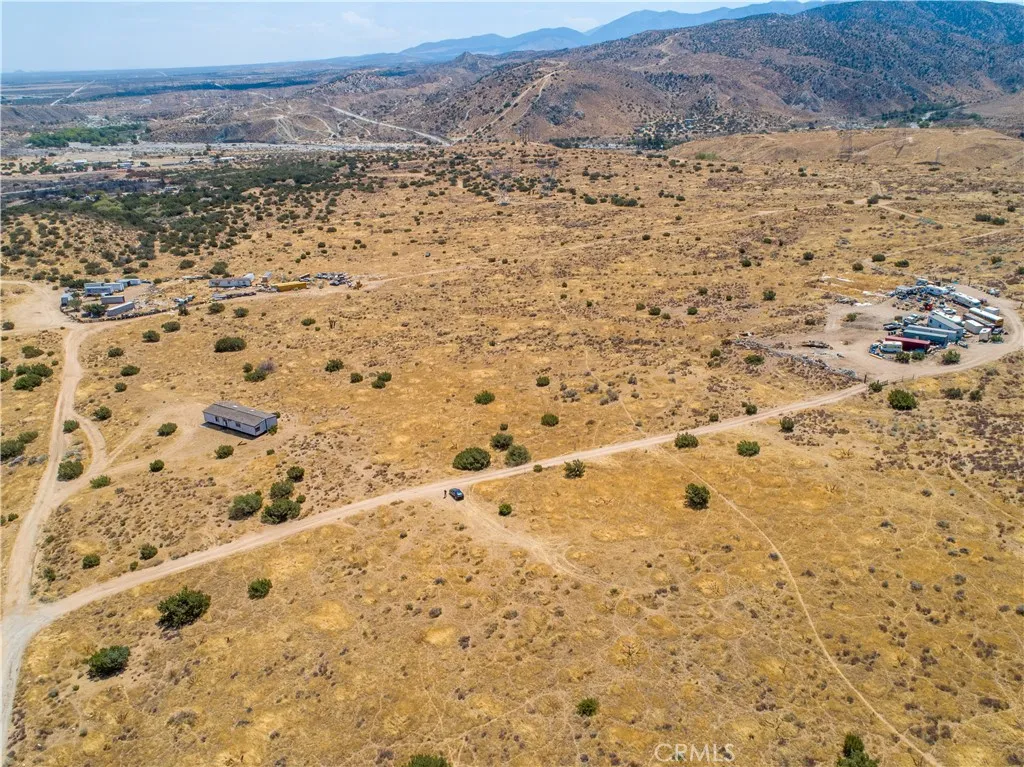 0 Vic E V4, Palmdale, California 93550 — photo 4