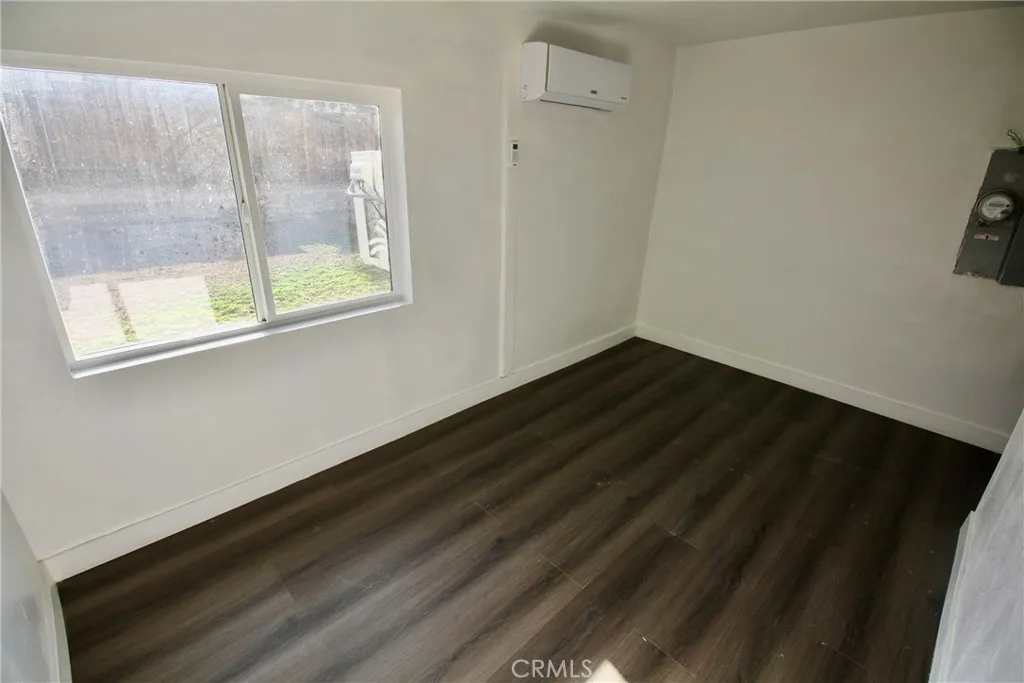 Bonus Office/2nd Bedroom