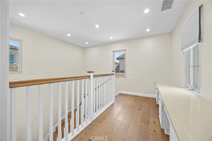 61 Bloomington, Irvine, California 92620