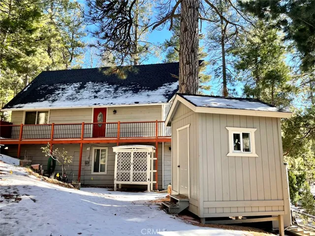 521 Grass Valley Road, Lake Arrowhead, California 92352
