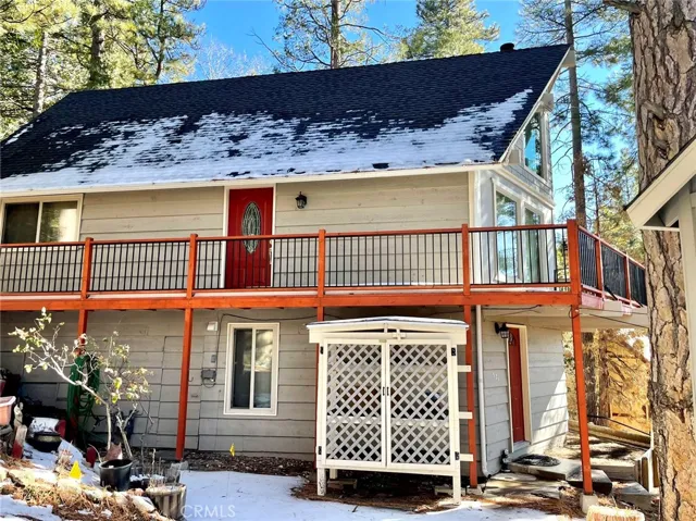521 Grass Valley Road, Lake Arrowhead, California 92352