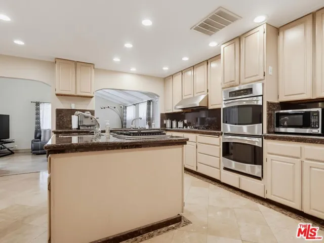 12449 Allin Street, Los Angeles, California 90066