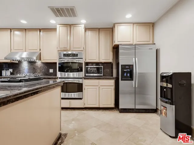 12449 Allin Street, Los Angeles, California 90066